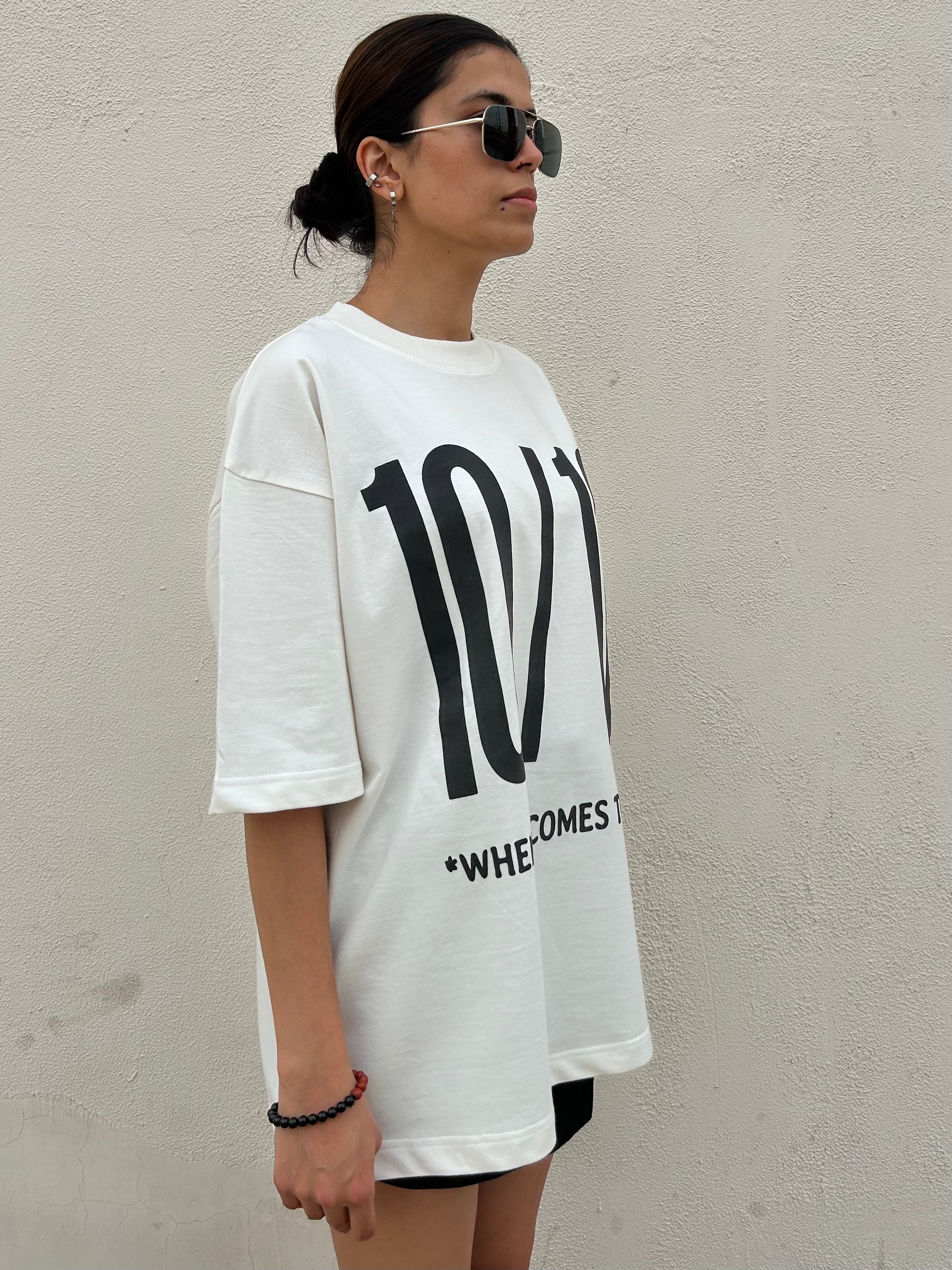 10/10 White Oversized T-Shirt