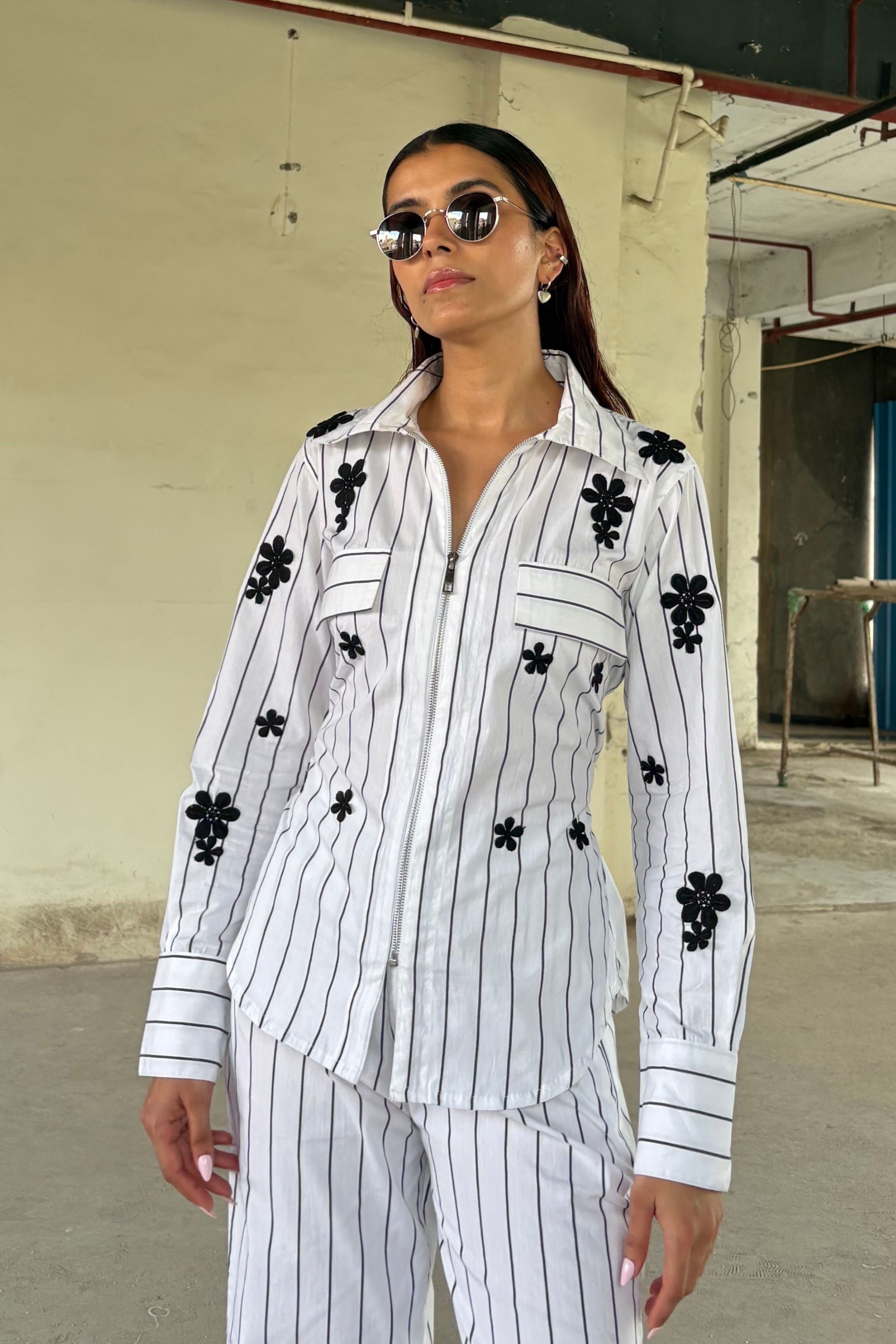 Black Stripe Floral Set