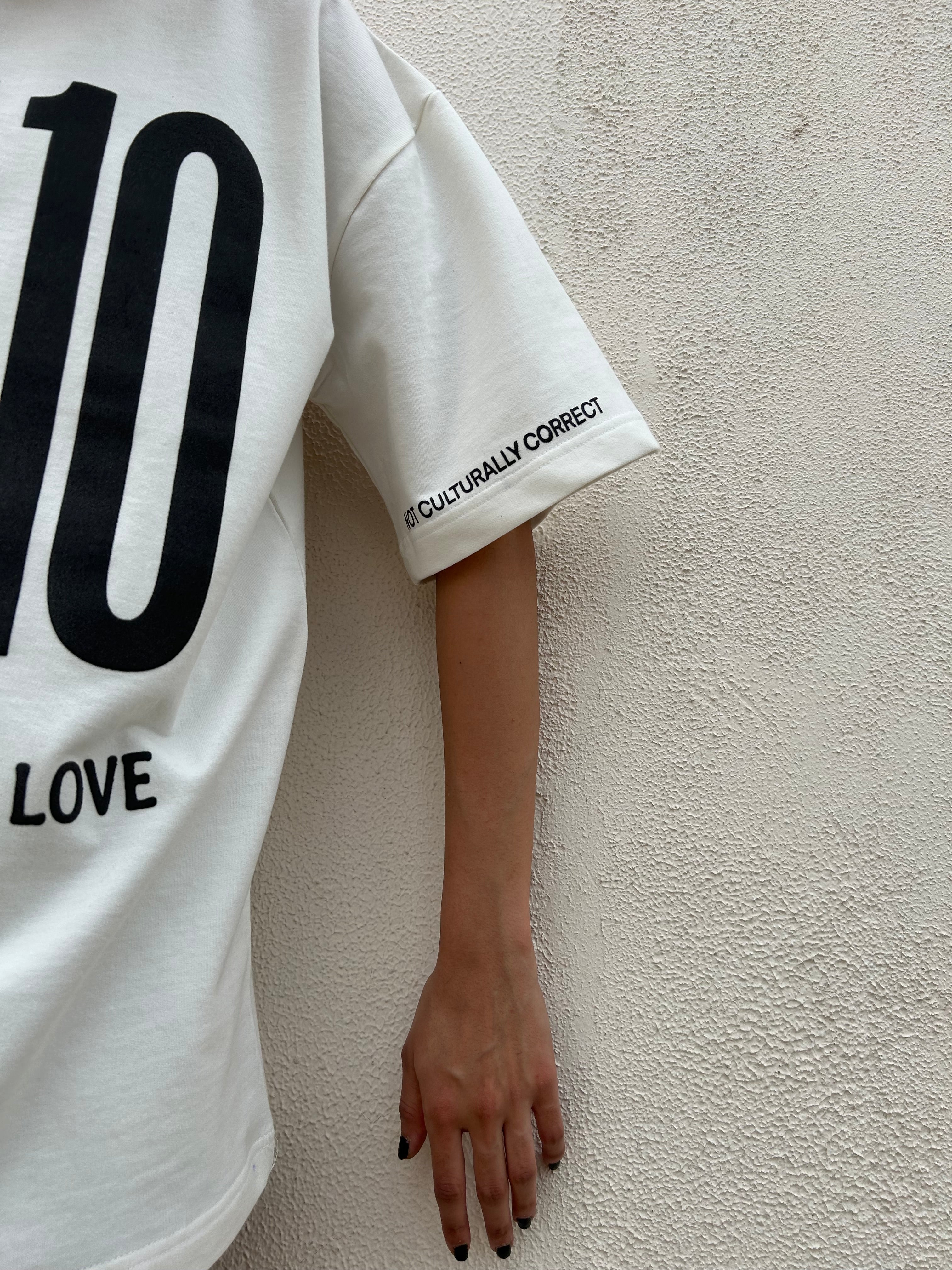 10/10 White Oversized T-Shirt