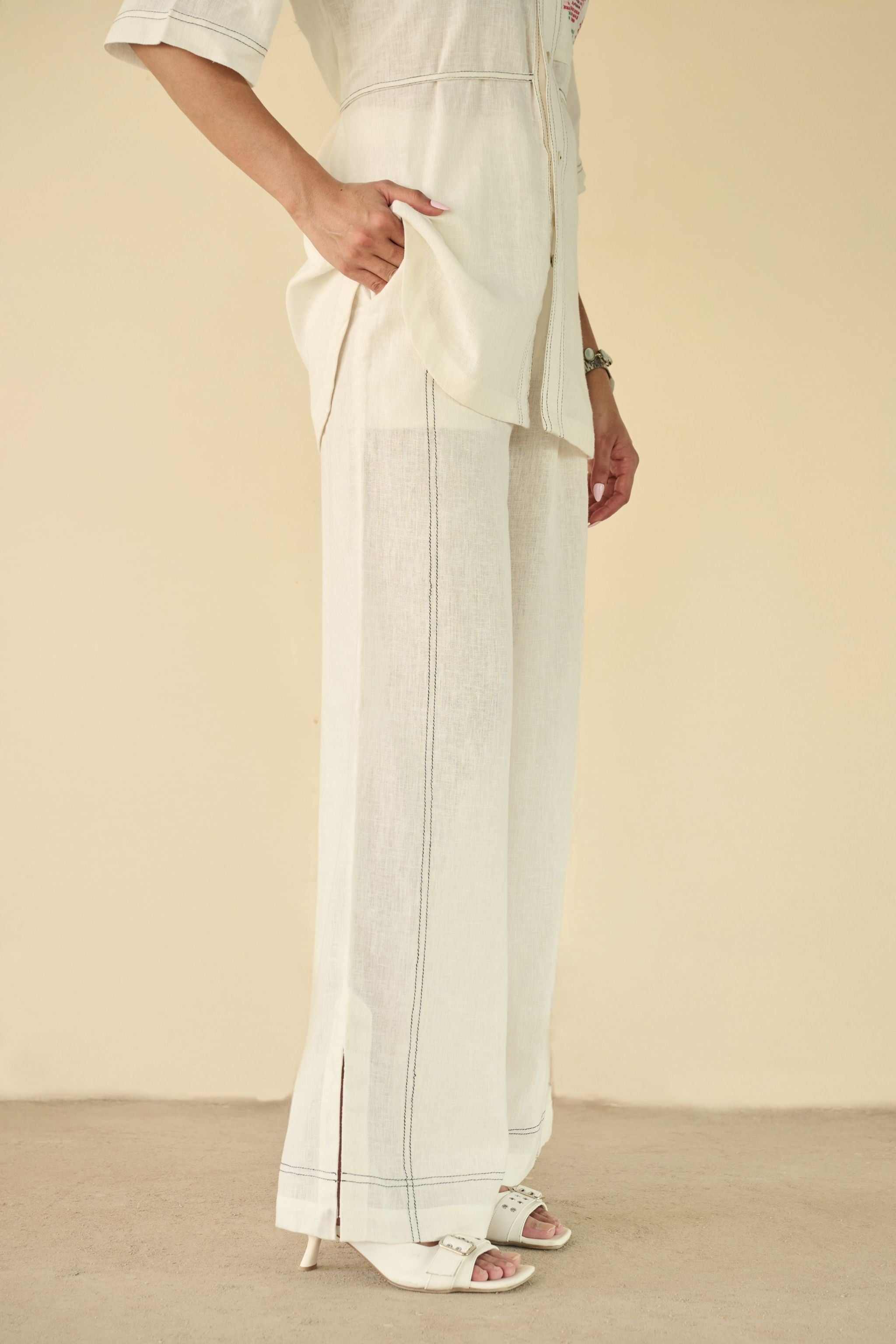 Ivory Bloom Linen Set